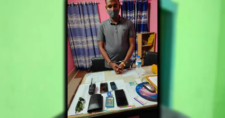 দিনাজপুরে ছিনতাইয়ের সময় আটত হওয়া ভুয়া সেনাসদস্য